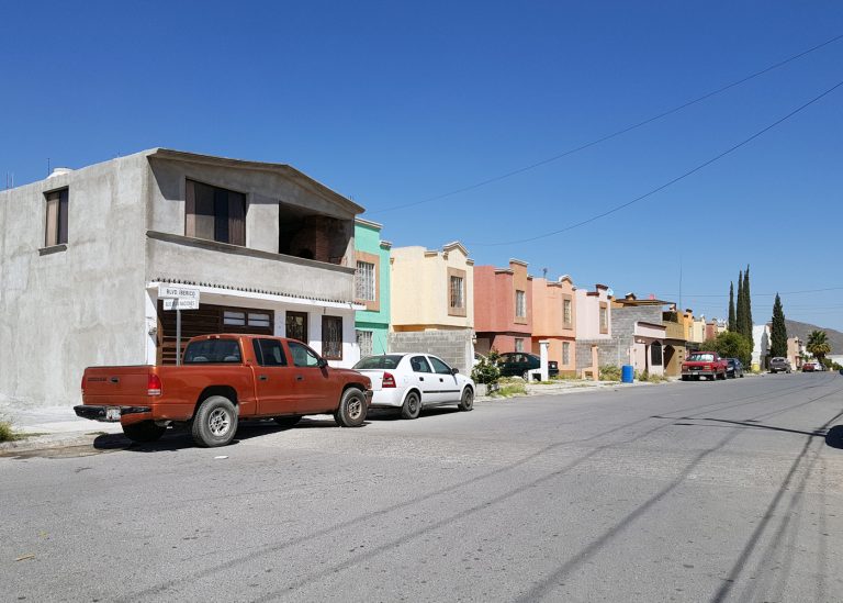 Denuncian robos entre vecinos en Villas de Santa María en Ramos