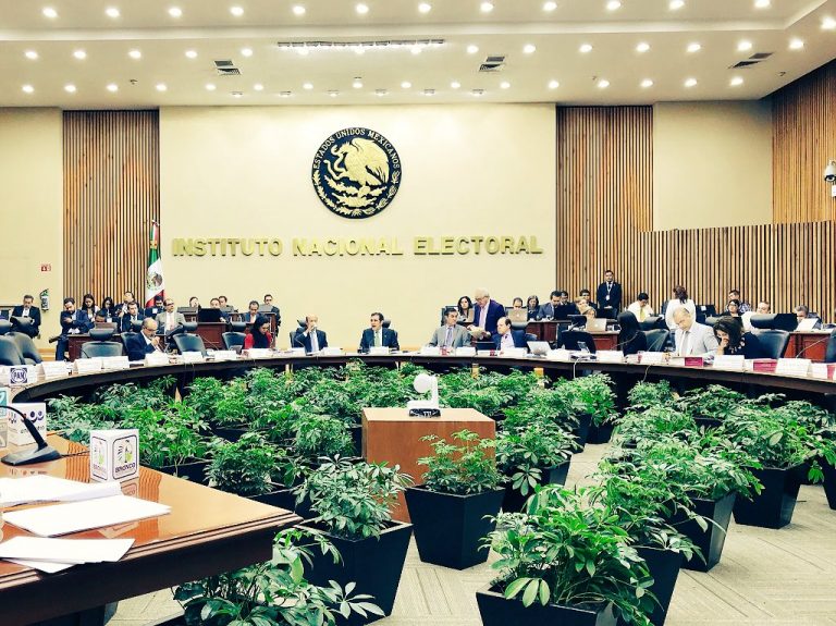 Fideicomiso de Morena es un fraude a la ley, reitera consejero electoral