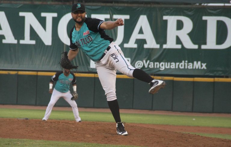 Saraperos derrota 7-6 a Rieleros para amarrar serie inaugural en Saltillo