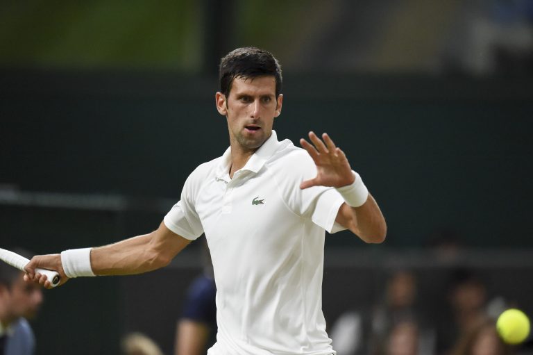 Djokovic gana su cuarta corona en Wimbledon