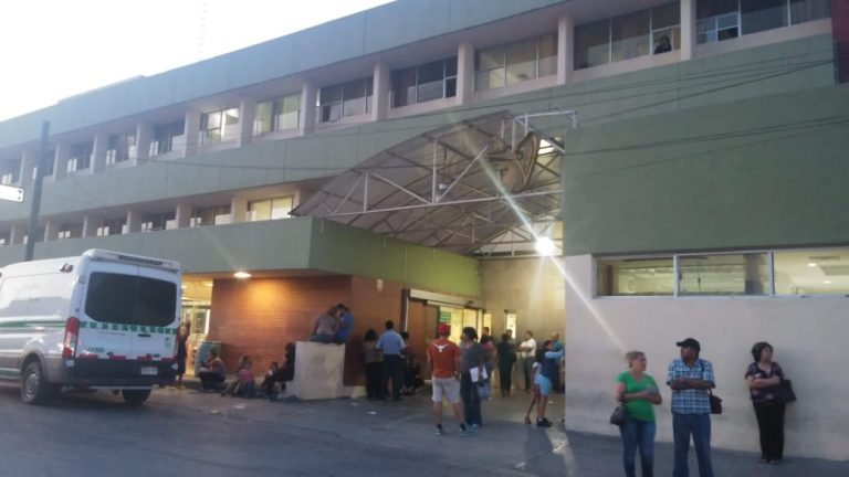 Se mata al lanzarse de escaleras en la clínica Dos del IMSS… tres días después de fallecer su mamá