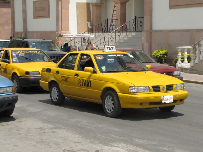 Aprueban en Sesión de Cabildo aumento a tarifas de taxis