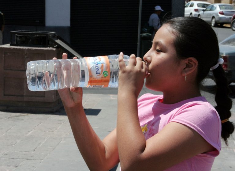 Emite IMSS recomendaciones para protegerse durante la canícula