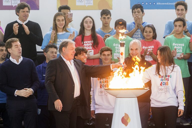 Llama de Juegos Olímpicos de la Juventud ya ilumina Buenos Aires 