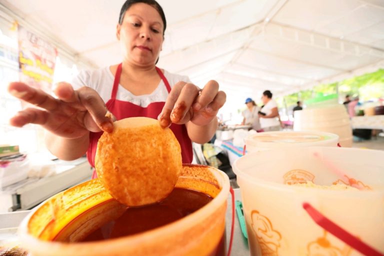 Muestran Cocineras Tradicionales riquezas culinarias de Arteaga