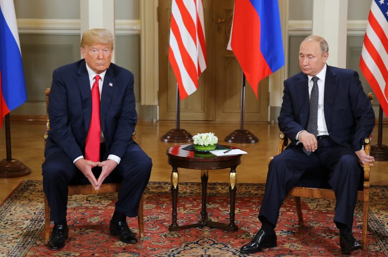 Rusia no descarta la posibilidad de un contacto entre Putin y Trump antes de la investidura