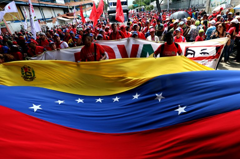 Gobierno de Venezuela suprimirá cinco ceros a su moneda nacional