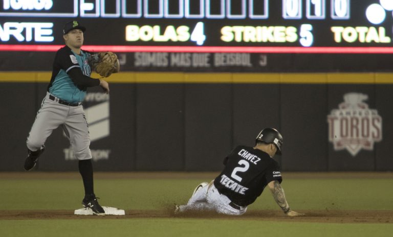 Toros de Tijuana gana 7 a 2 a Saraperos de Saltillo y amarra la serie 