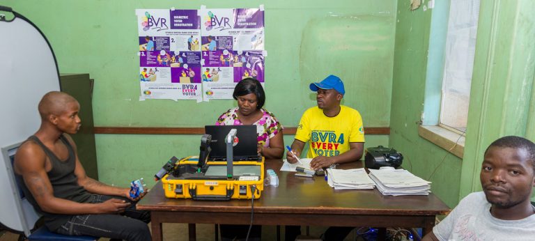 Zimbabwe, en la incertidumbre tras la violencia postelectoral