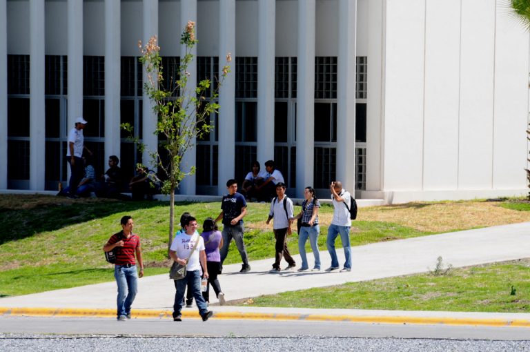 Con tecnología, blindará UA de C sus campus en materia de seguridad