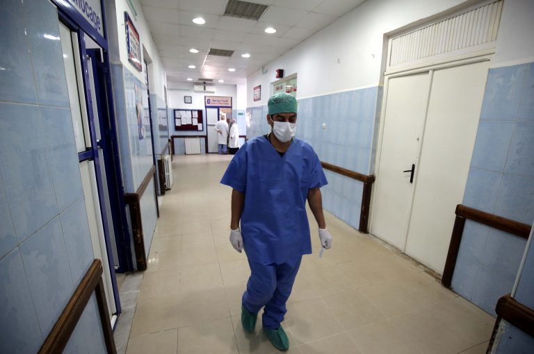 Brote de cólera causa muerte a tercera persona en Argelia 