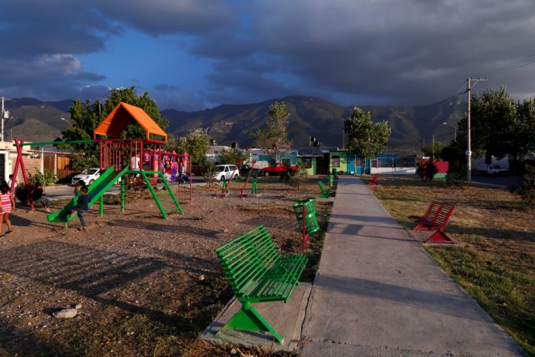 Gobierno Municipal de Saltillo rehabilita plazas públicas para beneficio de la población