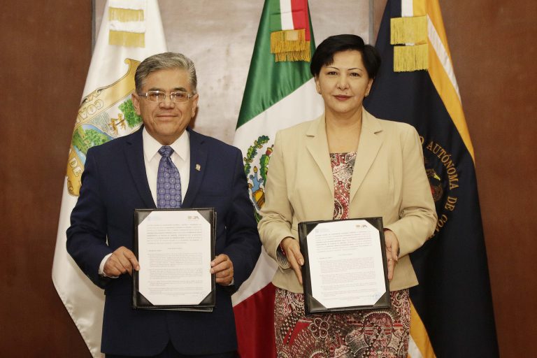 Firman convenio de colaboración UA de C y el Tribunal de Justicia Administrativa