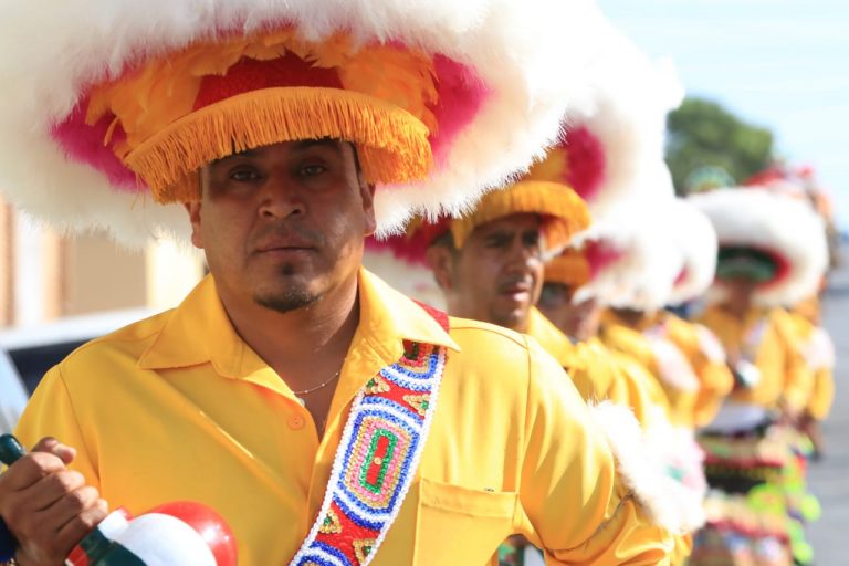 Llevarán el folclor de los matlachines de Coahuila a Austin, Texas