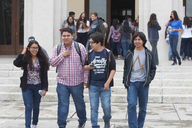 UA de C abre registro para cuarta vuelta a aspirantes a ingresar a bachilleratos y licenciaturas