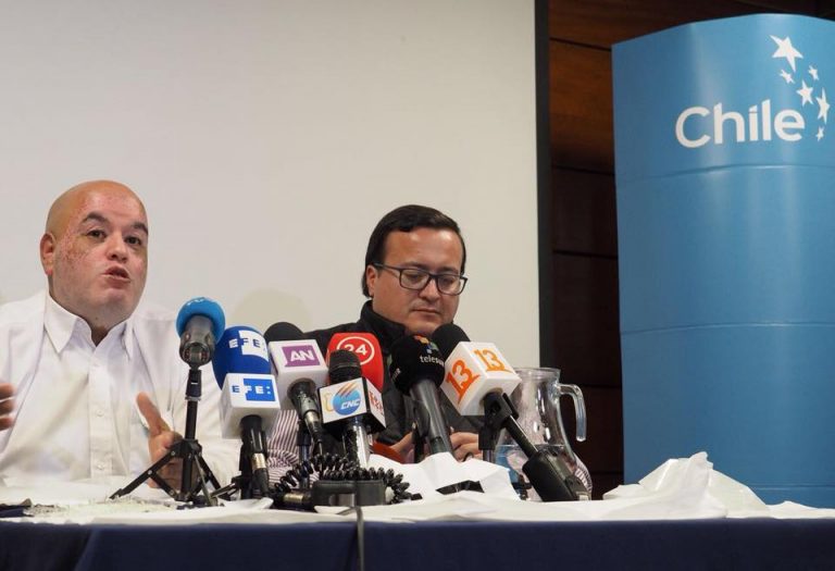 Unos ingenieros crean una bolsa de plástico que se disuelve en el agua