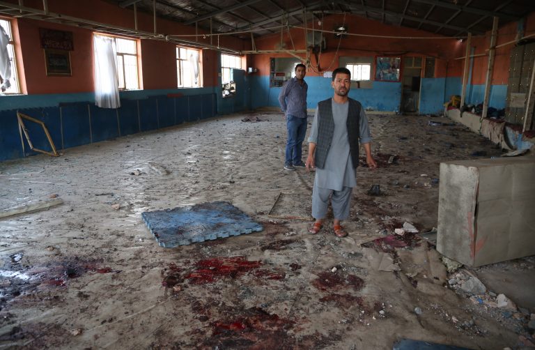25 muertos y 95 heridos tras ataque terrorista a complejo deportivo en Kabul 