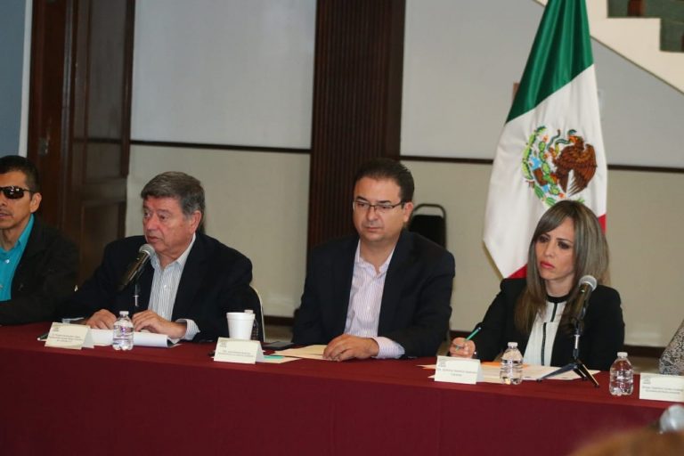 Explican a diputados de Coahuila implicaciones del fracking