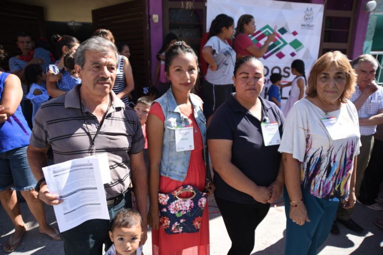 Vigilan ciudadanos obras del Gobierno Municipal