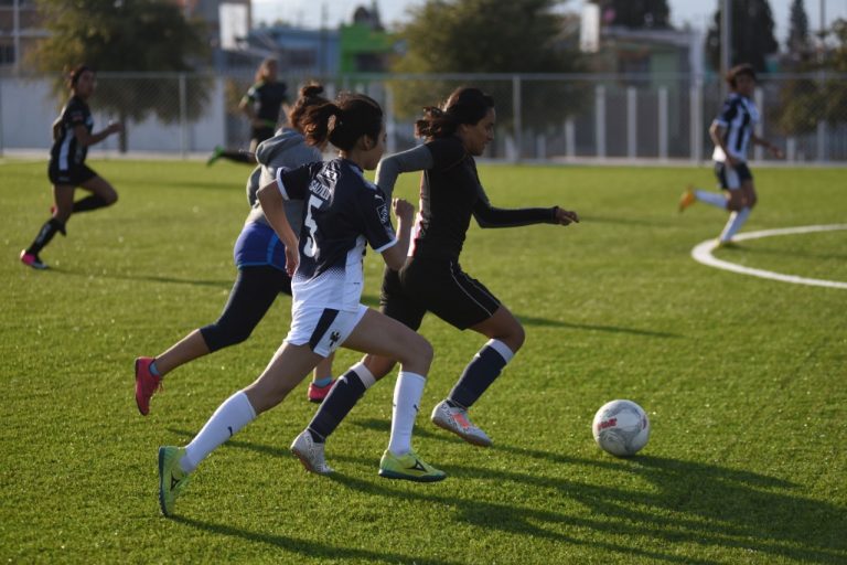 Invita Municipio de Saltillo a niños y jóvenes a “retas” de fútbol