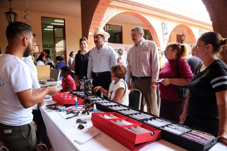 Llevan a Arteaga jornada de detección y atención a personas con discapacidad