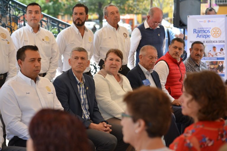 Entrega Club Rotario plantas purificadoras de agua en Ramos Arizpe