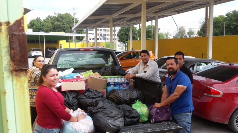 Entregan víveres recolectados en Saltillo para damnificados de Torreón