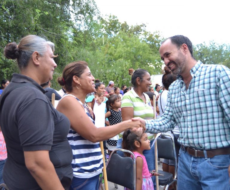 Gobierno del Estado entrega insumos del FONDEN en Región Norte y Laguna