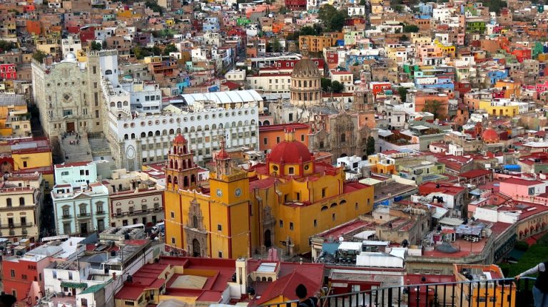 Guanajuato, sin tregua; matan a 21