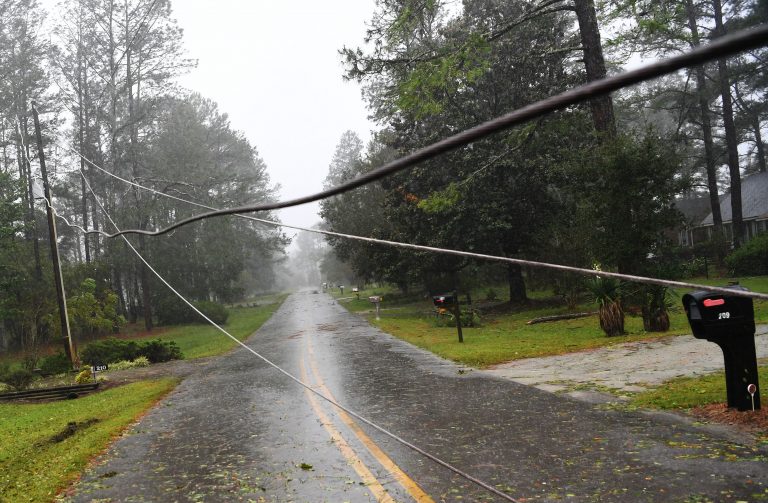 Por tormenta Florence, Trump declara emergencia en Carolina del Sur