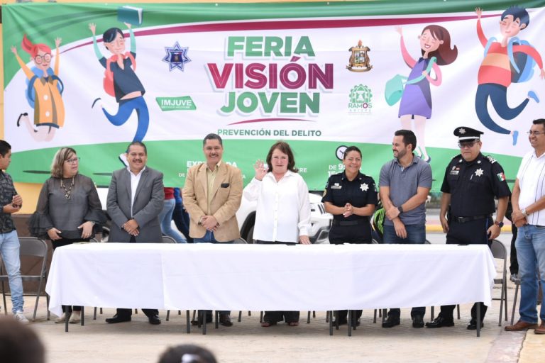 Se realiza con éxito la Feria Visión Joven