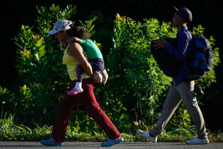 Riesgo de deportación y separación de familias en su llegada a la frontera