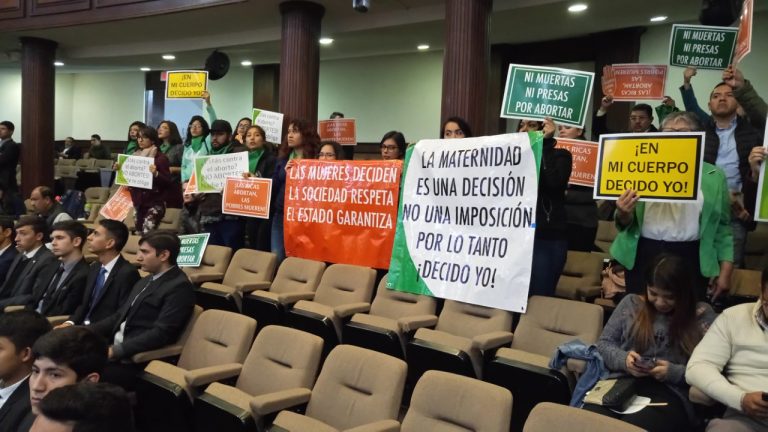 Proponen por tercera vez en el Congreso se autorice el aborto en Coahuila