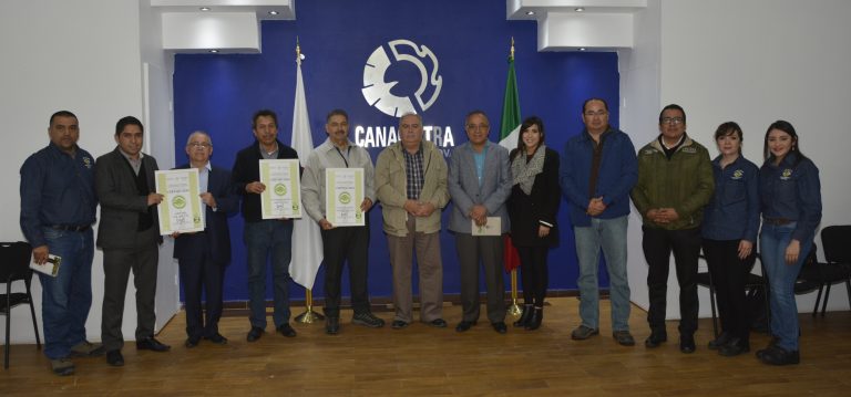 Reciben AHMSA y ANTAIR certificados de Industria Limpia