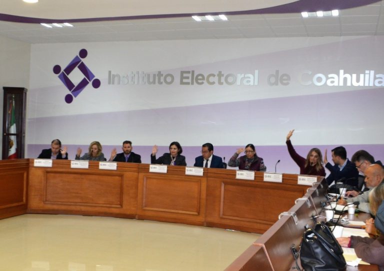 “Sepulta” IEC a mini partidos que perdieron su registro