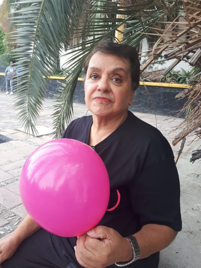 “Soy sobreviviente del cáncer de mama”: María