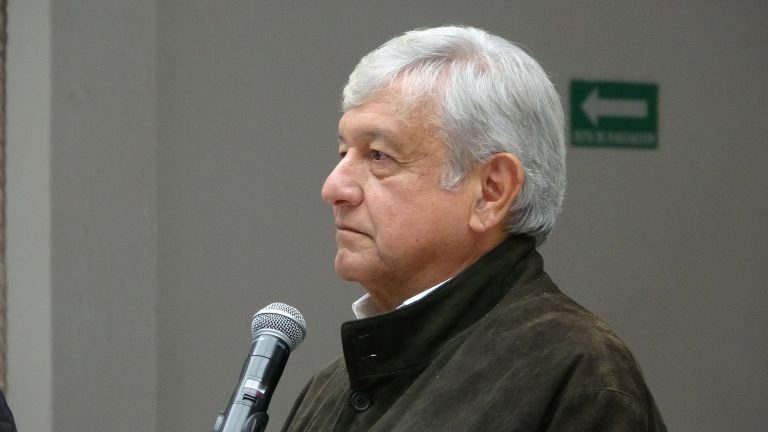 ‘Callaron cuando saquearon al país’: Andrés Manuel López Obrador