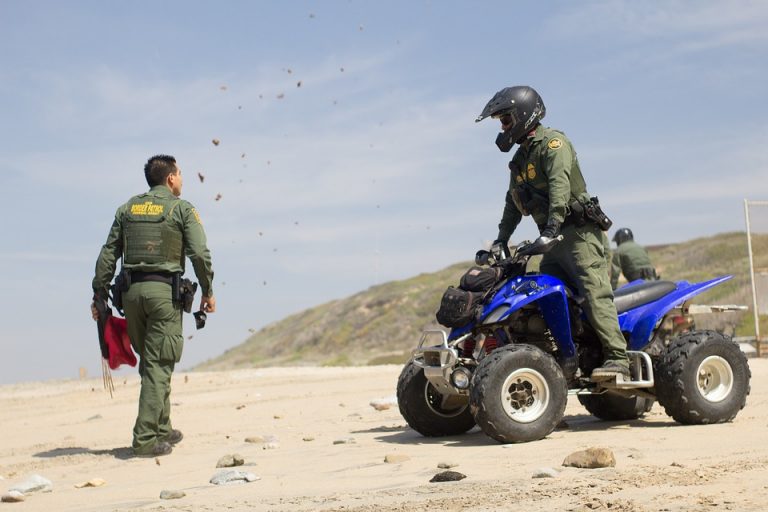 Aprueba Estados Unidos el envío de tropas a la frontera por caravana migrante