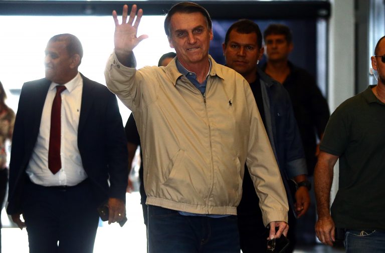 Bolsonaro asegura que si gana acabará con reelección presidencial en Brasil 