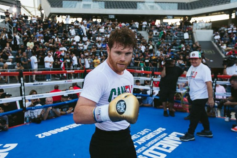 ‘Canelo’ Álvarez se lleva el Premio Nacional de Deportes