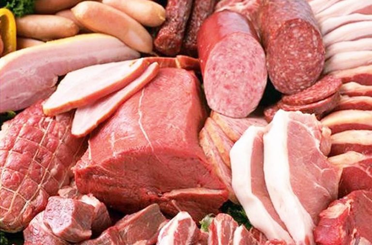 Consumo excesivo de carnes rojas y procesadas, vinculado a enfermedades cardiovasculares y cáncer