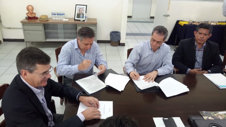 Firman convenio para construcción de Centro de Formación Profesional en el Tecnológico Don Bosco