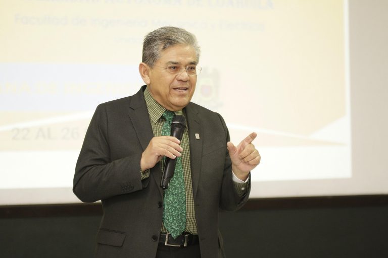 Imparte rector conferencia «Las Matemáticas son Divertidas» en la Semana de Ingeniería de FIME