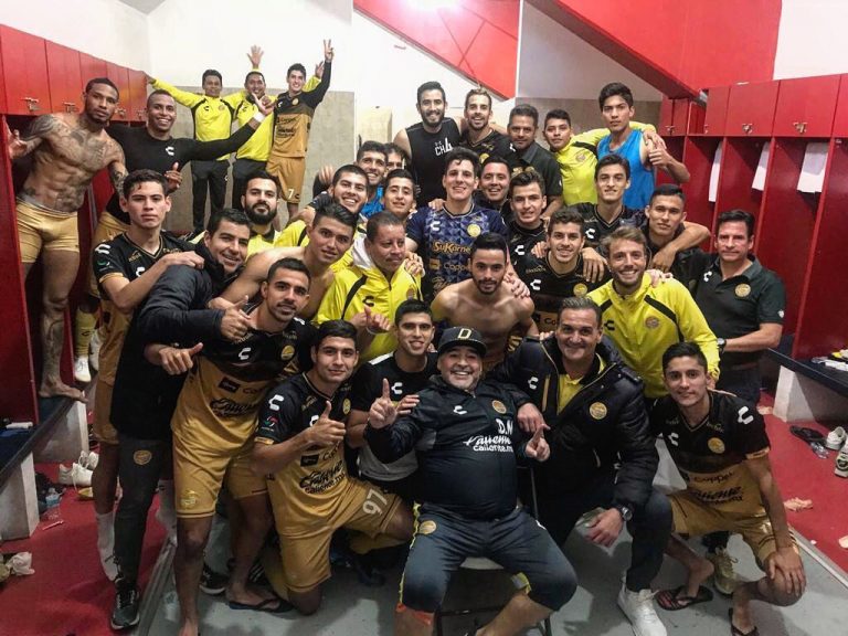 Maradona y Dorados vuelven a celebrar