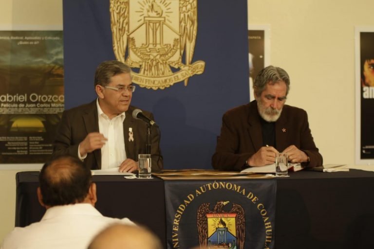 Presenta rector Salvador Hernández el libro Villa de Bandolero de Jesús Vargas