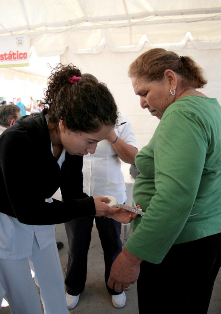 Protege Coahuila salud de los adultos mayores