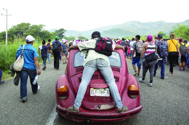 Ellos buscan una oportunidad, y aquí urge mano de obra