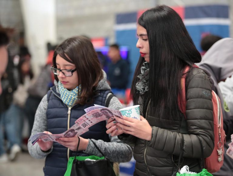 Acercan universidades opciones a estudiantes