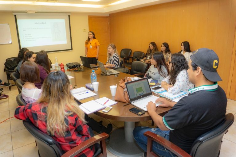 Capacitan a personal de nutrición de los centros de salud de La Laguna