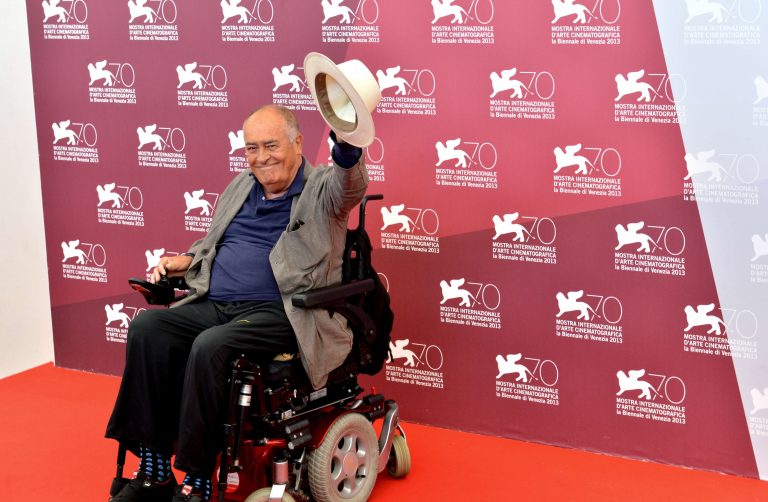 Cineasta italiano Bernardo Bertolucci fallece a los 77 años 